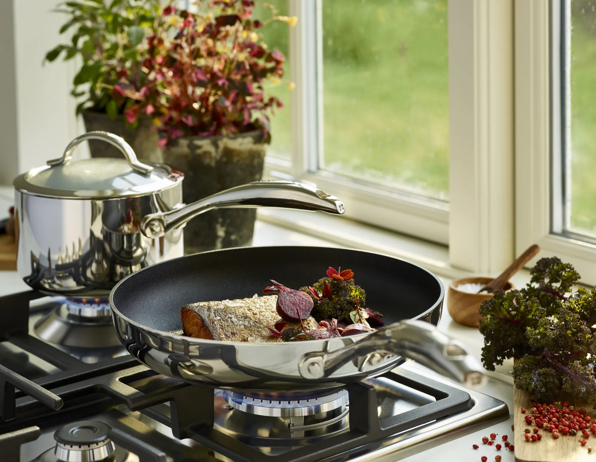 SCANPAN Stielkasserollen>16 cm/1,8 L Stielkasserolle mit Deckel - HaptIQ